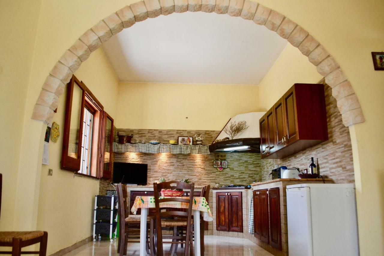 Casa Vacanze Rosa Brucoli Exterior foto